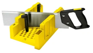 Serrucho de costilla y caja de ingletes STANLEY 1-20-600 con base sobreelevada